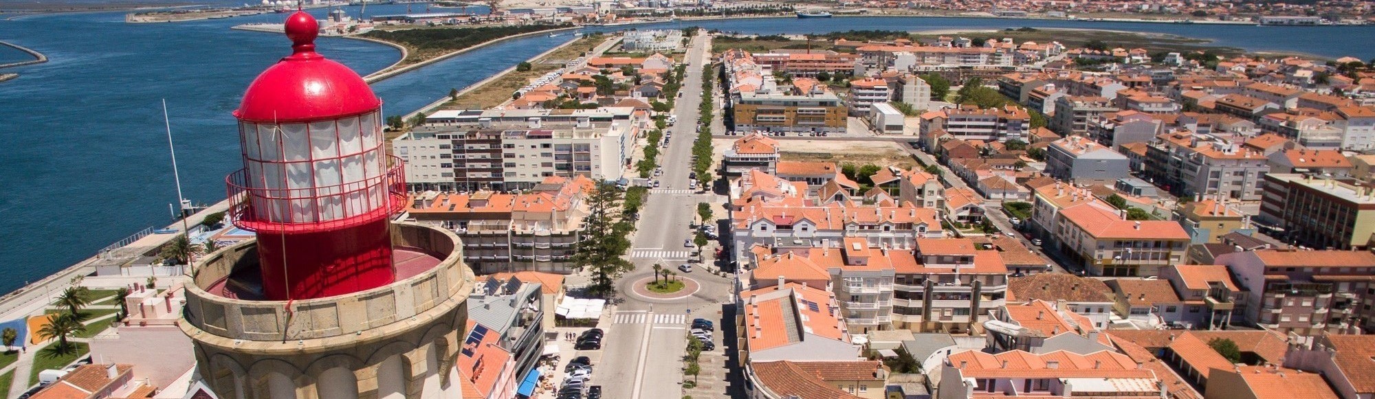 Barra lighthouse and beach